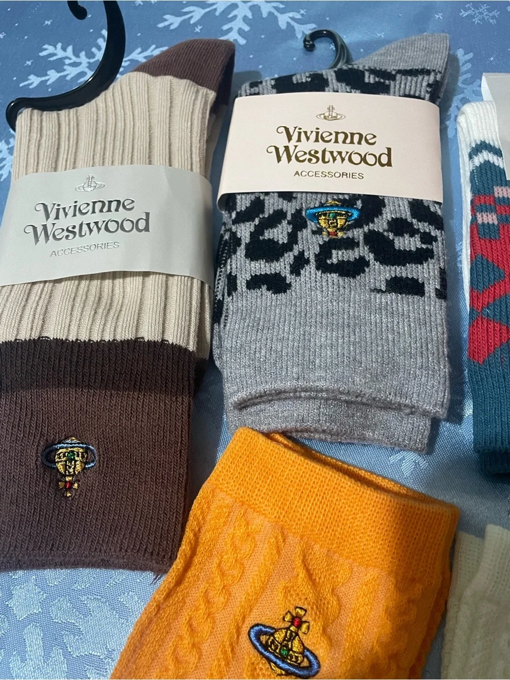 7 pairs Vivienne Westwood Cable Knit Socks in Orange, Cream & Maroon